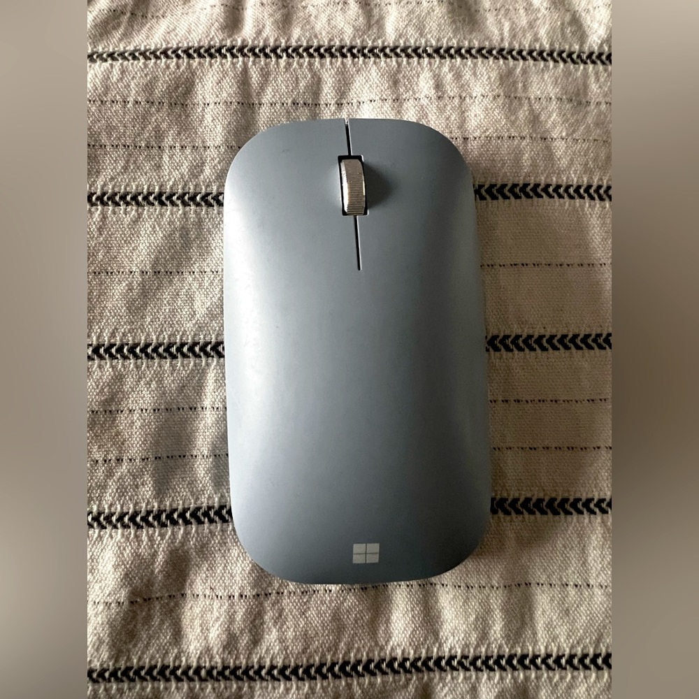 Microsoft Surface Wireless Bluetooth Mouse